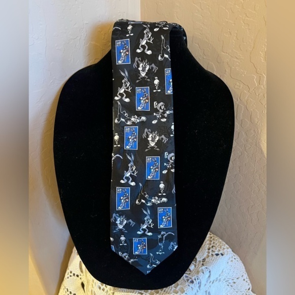 Looney Tunes Vtg 1997 Men's Necktie Tie Stamp Collection Polyester